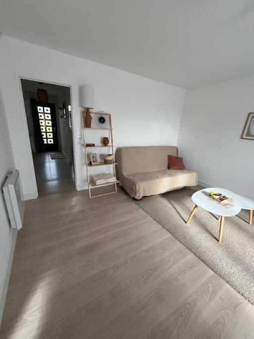 Petite Maison Cosy En Campagne Neuilly  Exterior foto